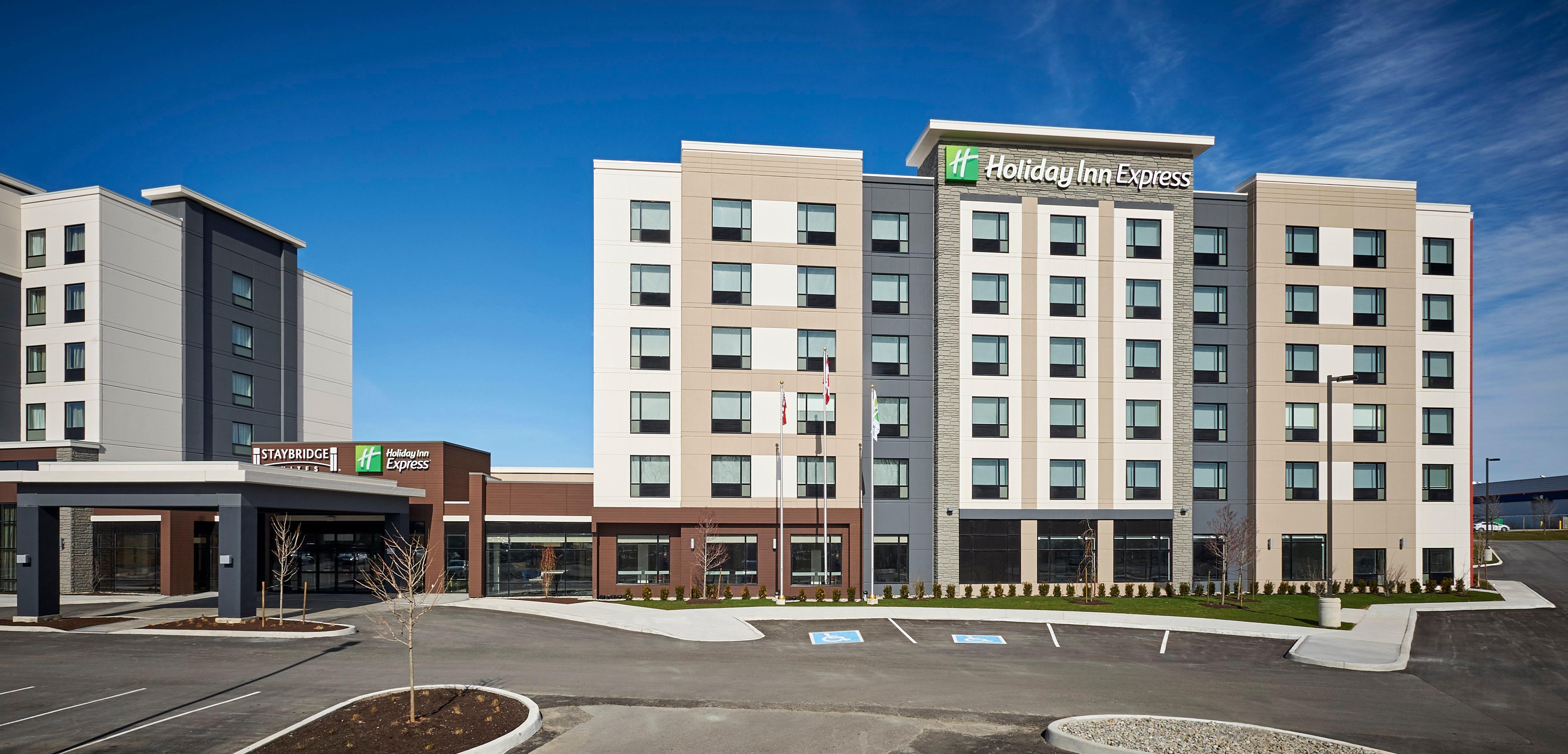 Holiday Inn Express Niagara-On-The-Lake By Ihg Bagian luar foto