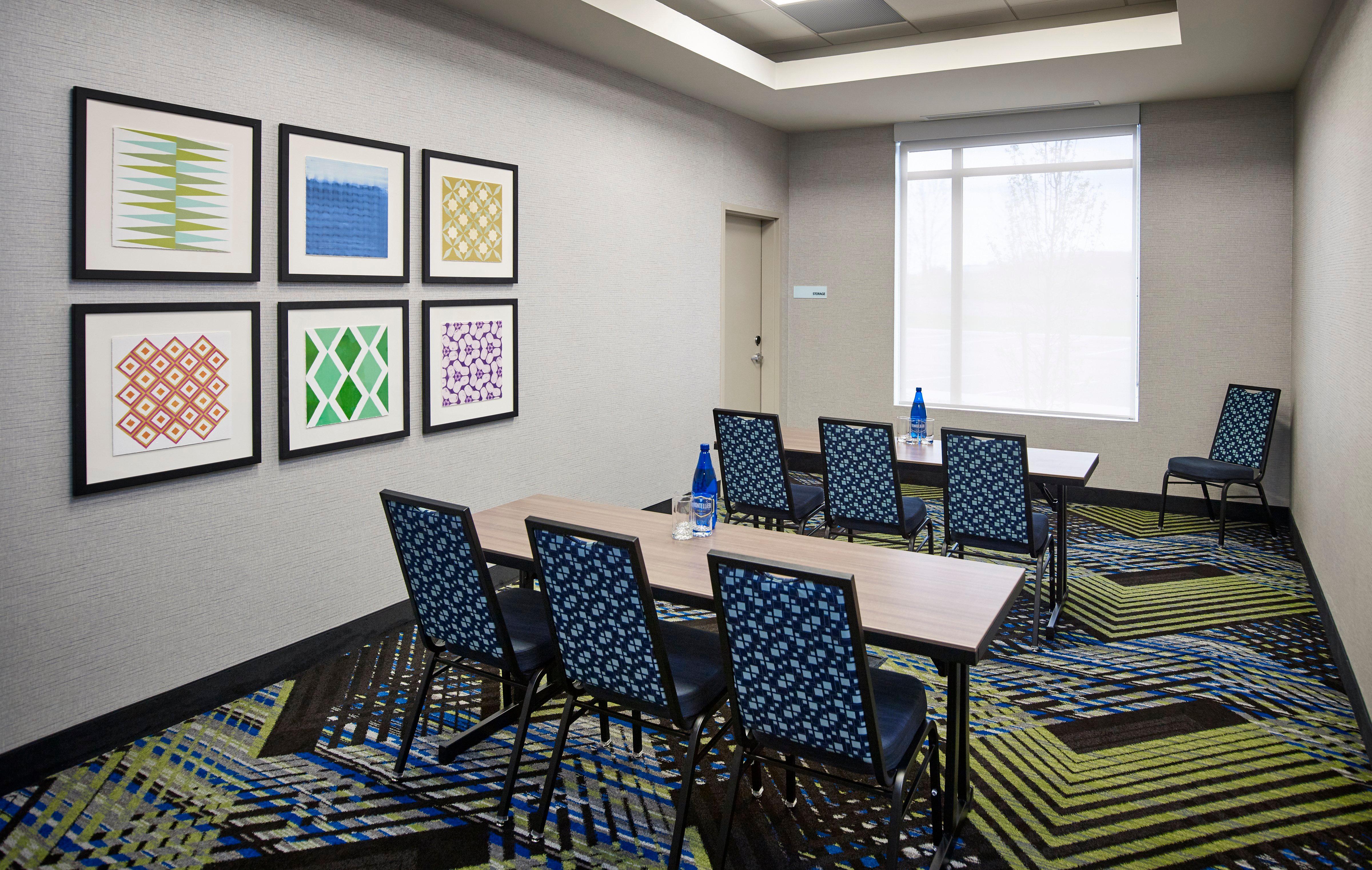 Holiday Inn Express Niagara-On-The-Lake By Ihg Bagian luar foto