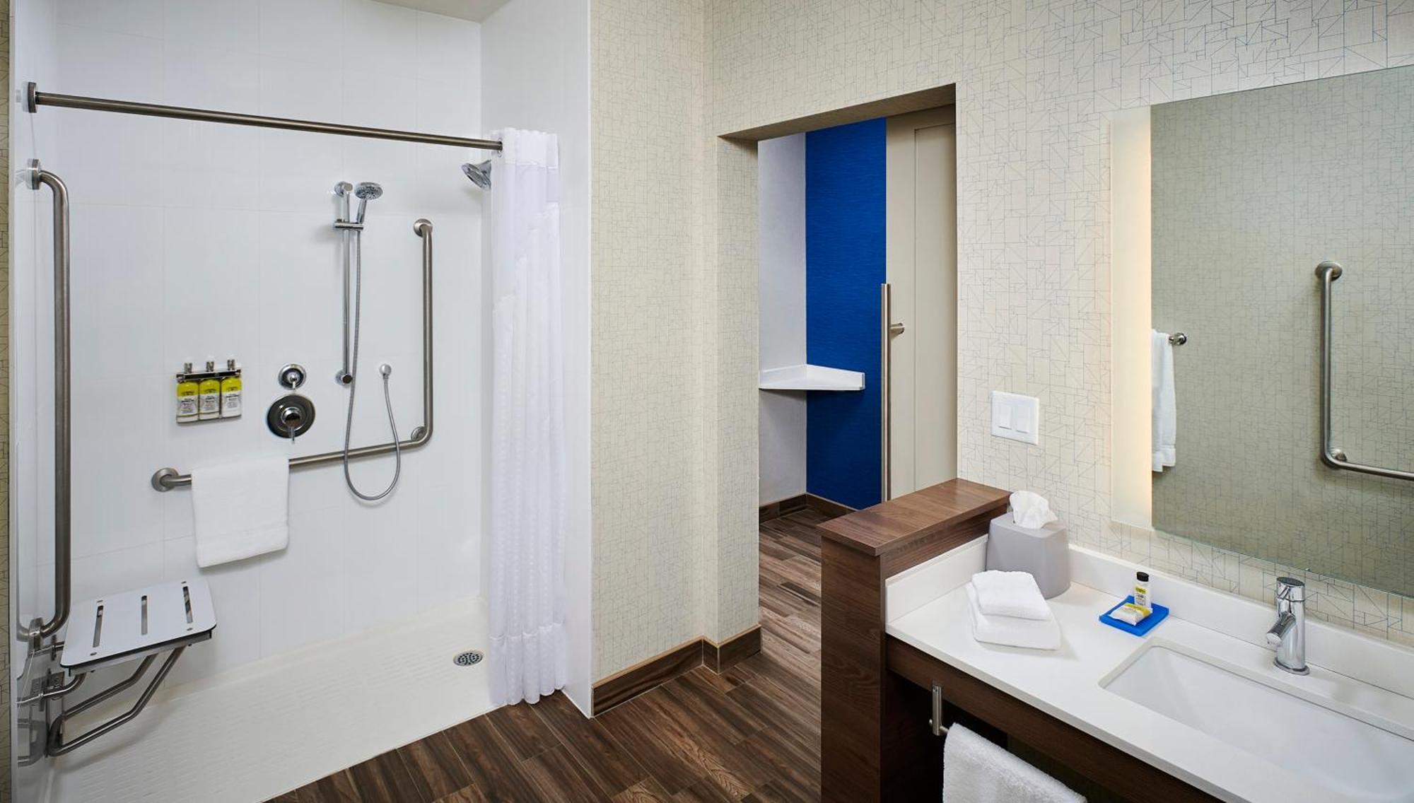 Holiday Inn Express Niagara-On-The-Lake By Ihg Bagian luar foto